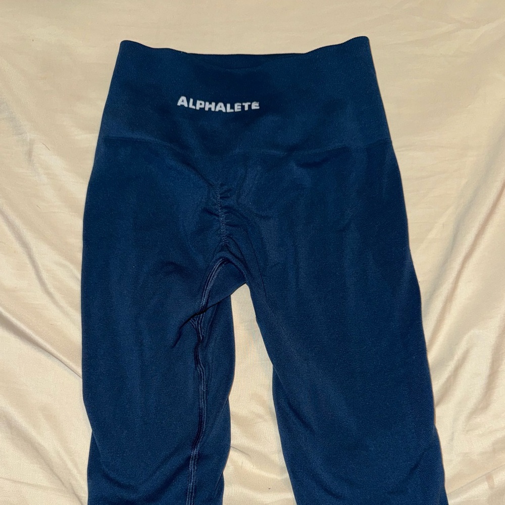 Alphalete amplify leggings, blue color, size small